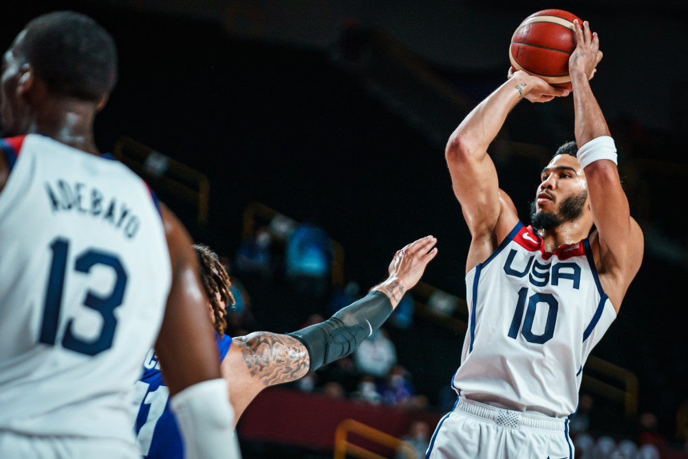 AYX爱游戏中国包含Uzi焦点对战，塔图姆与90激战德国队分钟，领先优势明显胜负难料！热度持续攀升的词条