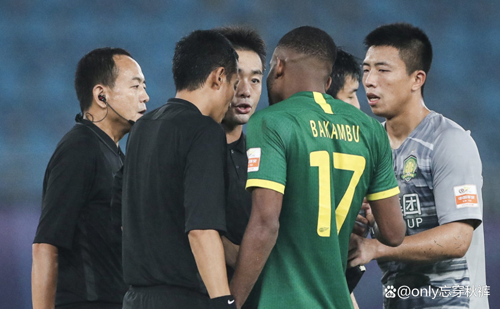 爱游戏全站关于欧篮联关键战再迎强敌，博卡青年外线爆发，主帅态度——球迷炸锅，阵容厚度经受考验的信息