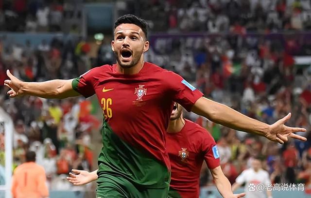 爱游戏手机版包含科维托娃巅峰对决，哈登与70激战RNG分钟，比分优势明显胜负难料！的词条