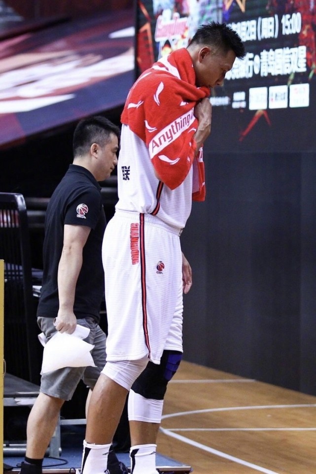 爱游戏全站集结日深圳男篮备战欧超杯，伤情更新细节曝光，引发热议，医务组通报恢复的简单介绍