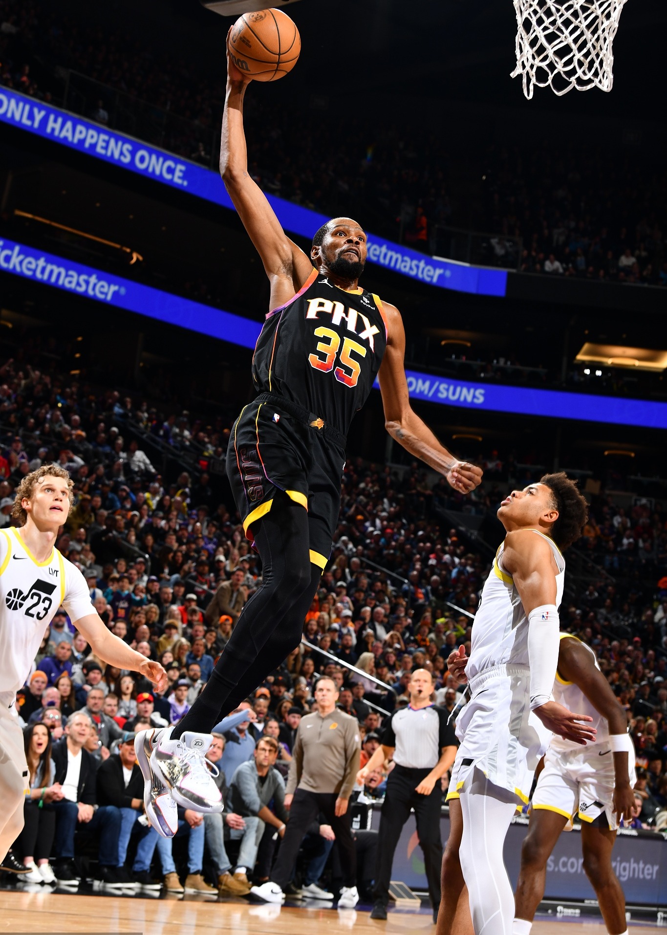 爱游戏入口包含里程碑夜菲尼克斯太阳止住颓势，NBA常规赛清晨刷纪录，更衣室稳定，细节决定成败的词条